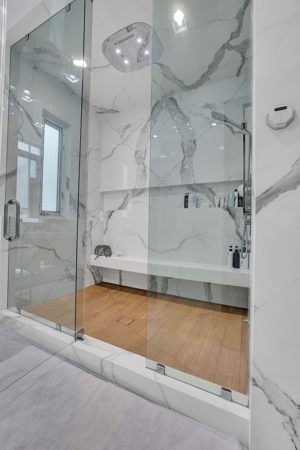 Bathrooms & Showers