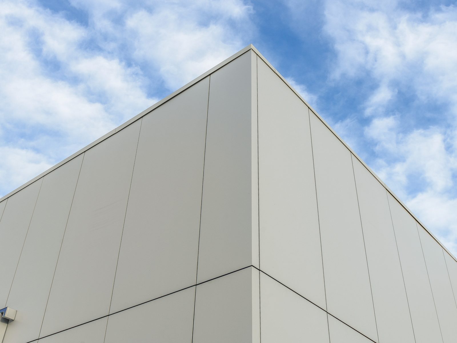 SunTrust — Cocoa, FL — Elemex porcelain cladding detail